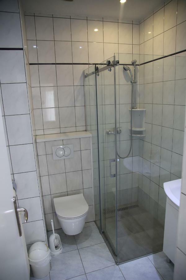 Apartments Sustic Kaštela Eksteriør bilde