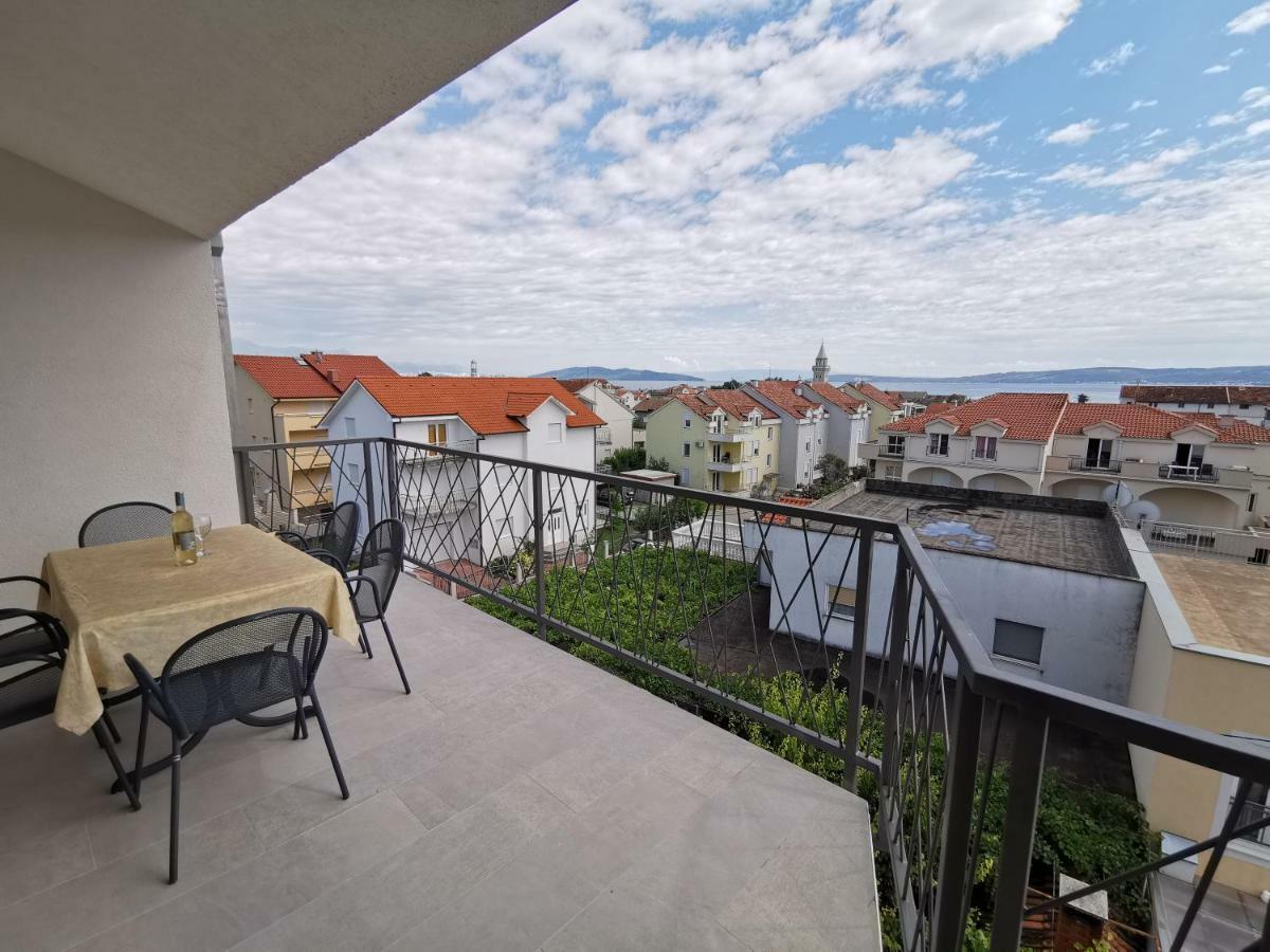 Apartments Sustic Kaštela Eksteriør bilde